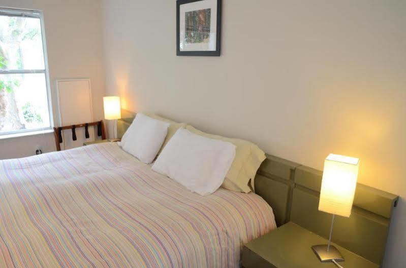 هيوستن Modern B & B المظهر الخارجي الصورة