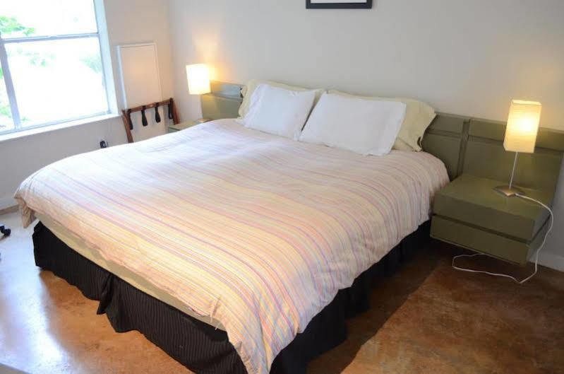 هيوستن Modern B & B المظهر الخارجي الصورة